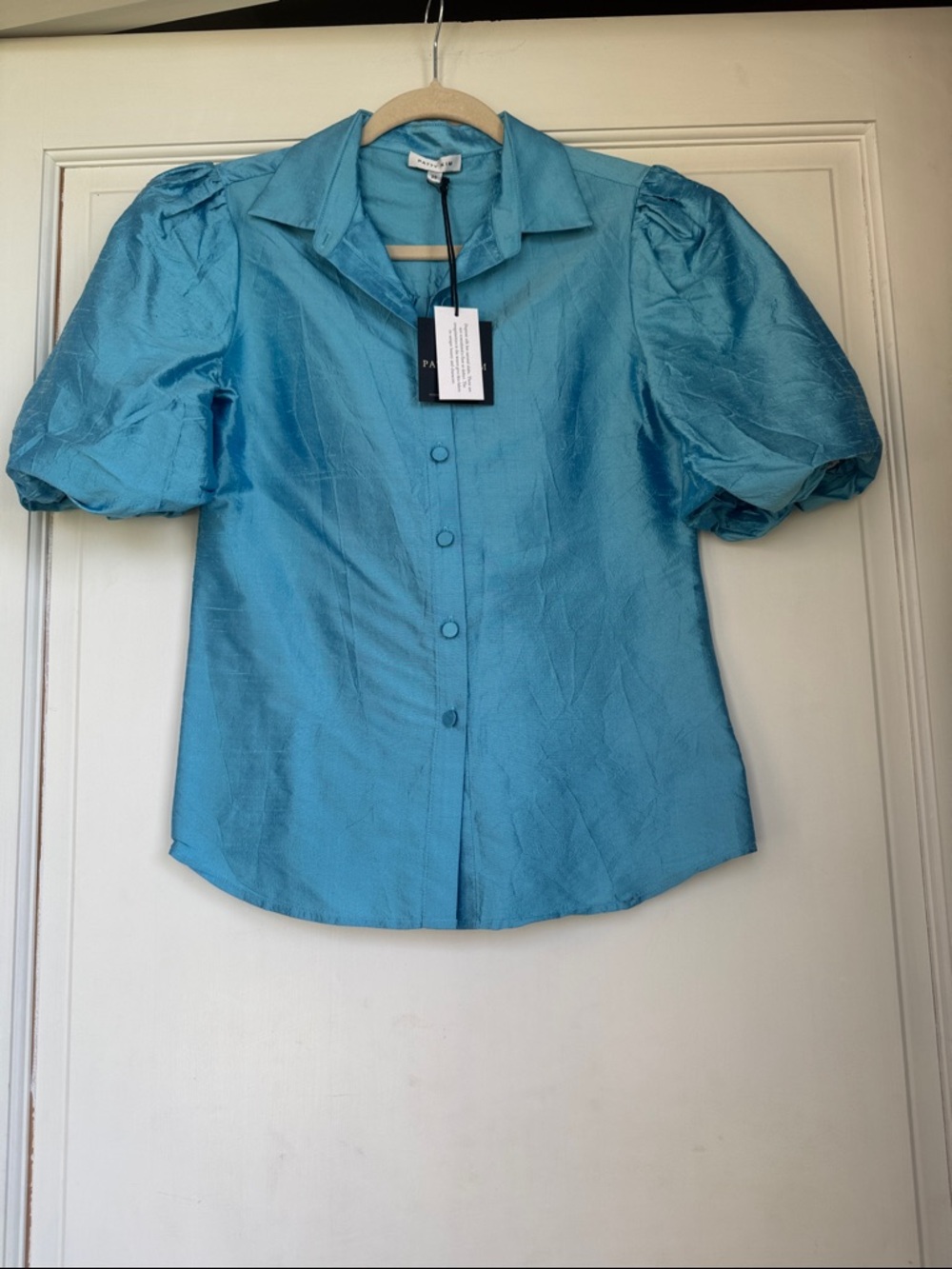 Women’s Puff Sleeve Button-Up Blouse in Blue